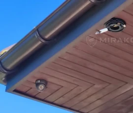 Montaż podstawy pod nową kamerę Hikvision przy istniejącej kamerze
