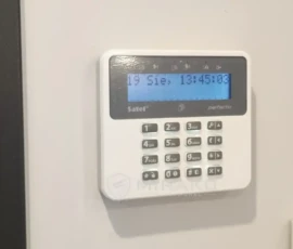 Bezprzewodowa klawiatura do Satel Perfecta systemu ABAX 2 w mieszkaniu w Łodzi