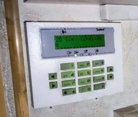Manipulator Satel Integra 32 – system alarmowy Łask