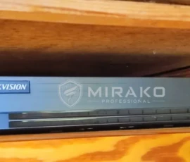 Rejestrator Hikvision iDS-7204HQHI-M1/S pozostawiony po modernizacji monitoringu