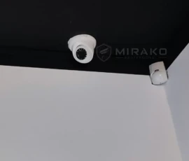Kamery monitoringu w części biurowej firmy
