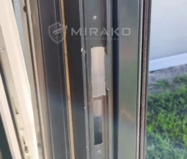 Przygotowanie ościeżnicy pod elektrozaczep kontroli dostępu