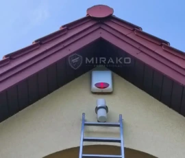 Nowy zewnętrzny sygnalizator optyczno-akustyczny po wymianie